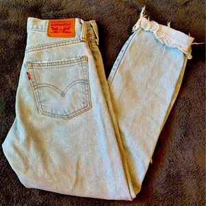 Levi’s wedgie jeans